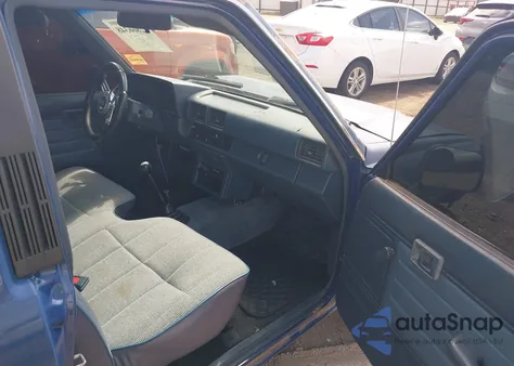 1987 Toyota Pickup 1/2 Ton Rn50 из США, поврежденный, VIN JT4RN50RXH0306459